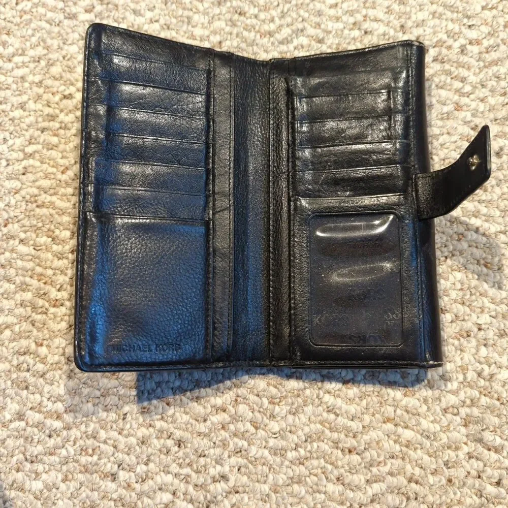 Michael Kors Brookville Carryall Leather Wallet Black Snap Change Pouch